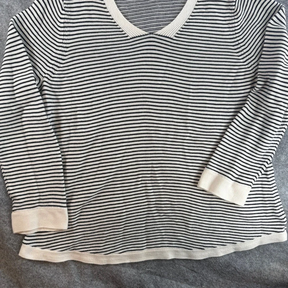Talbots Sweater Women 2X Black White Striped V-Neck Knit Long Sleeve Trim